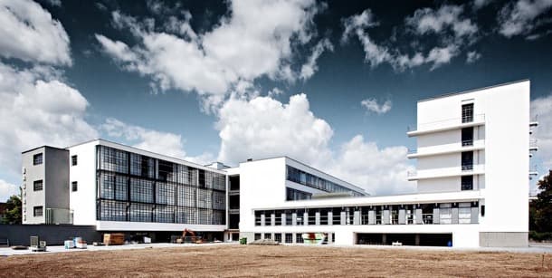 Exteriores sede Bauhaus en Dessau (Alemania)