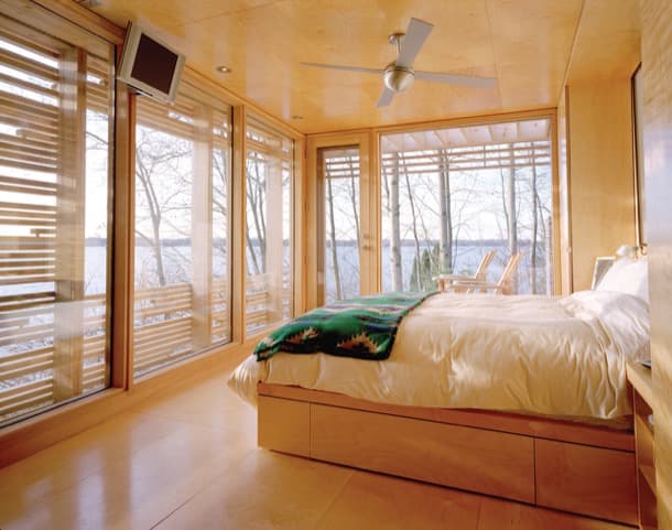 interior moderno refugio de madera Lago Simcoe