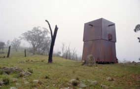 Permanent Camping: refugio prefabricado en Australia