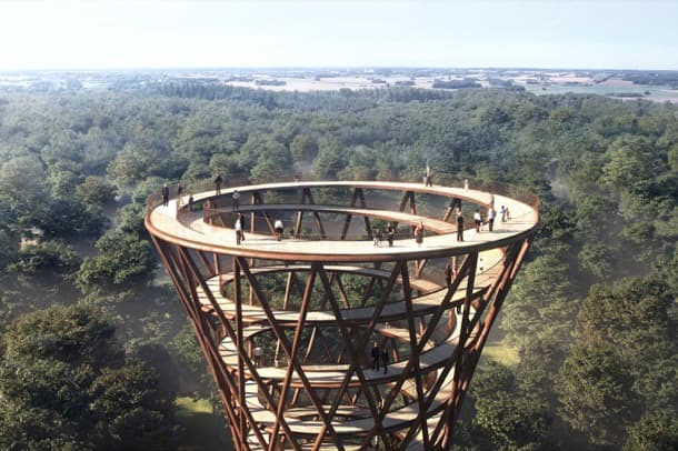 Torre mirador Treetop Experience bosque Haslev