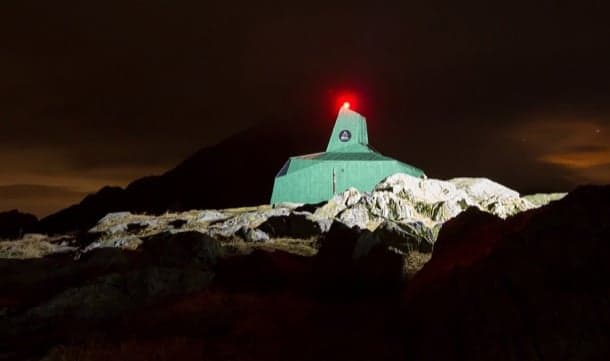 refugio alpino de madera CALTUN