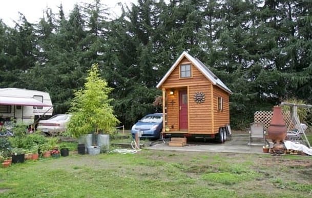 casa móvil de madera para Michelle Jones