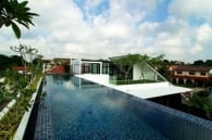 Casa Merlimau con piscina en azotea