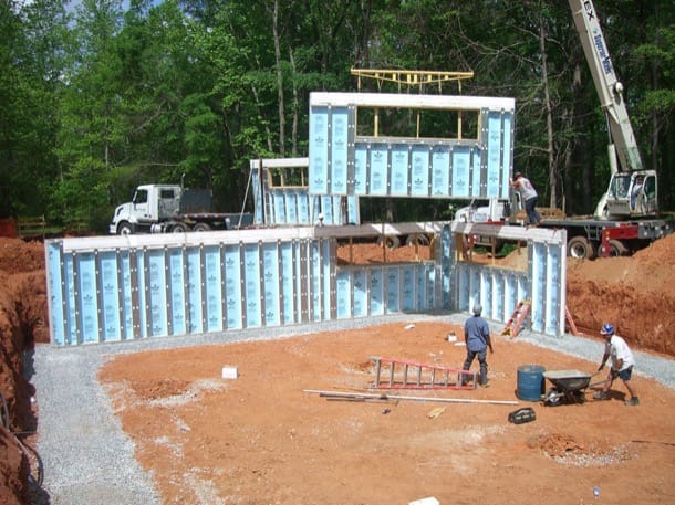 colocación de paneles prefabricados North Georgia House
