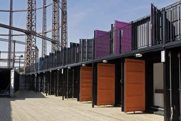 Containerville oficinas con contenedores