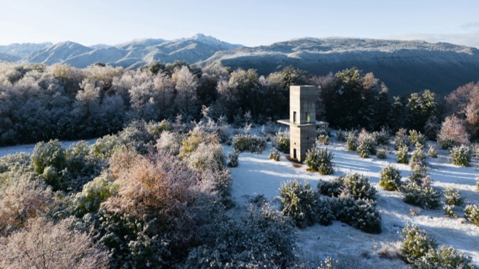 paisaje Yungay con la torre Lama